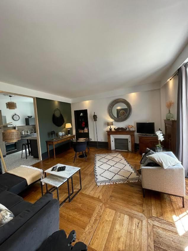 Appartement La Couronne Sarlat-La-Caneda Exterior photo
